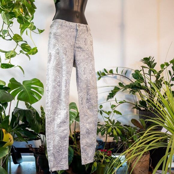 Zara White & Gray Paisley Denim Jeans, Slim Fit, Size 4 - Picture 6 of 7